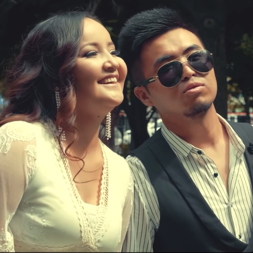 Анасы мен ұлының ваннада жыныстық қатынасқа түсуін онлайн көріңіз Фредди Крюгер секс